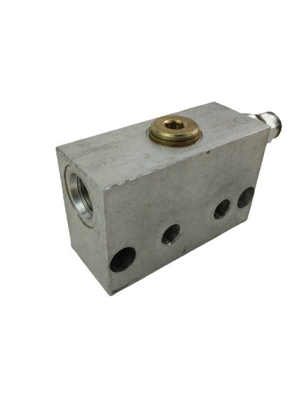 Blocchetto Valvole Oil Sistem V135 Elefantcar - USATO